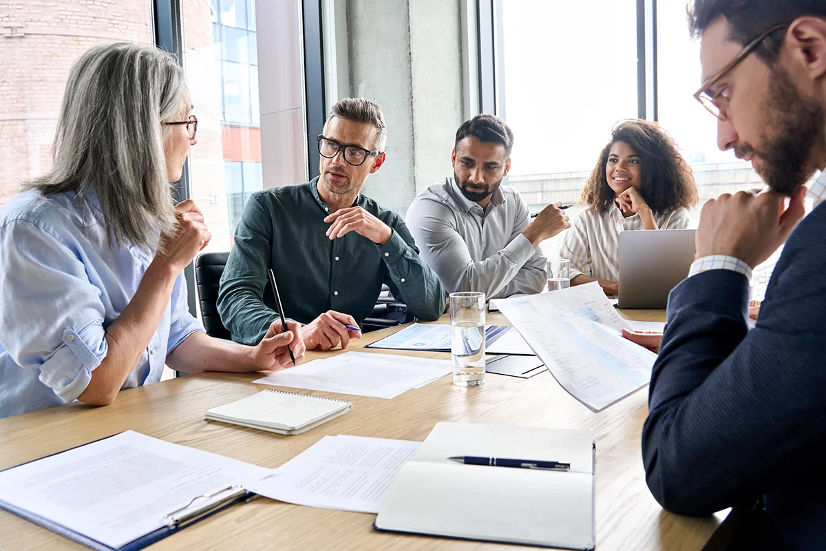 Vertrauen im Team Teambuilding und Teamentwicklung im Unternehmen